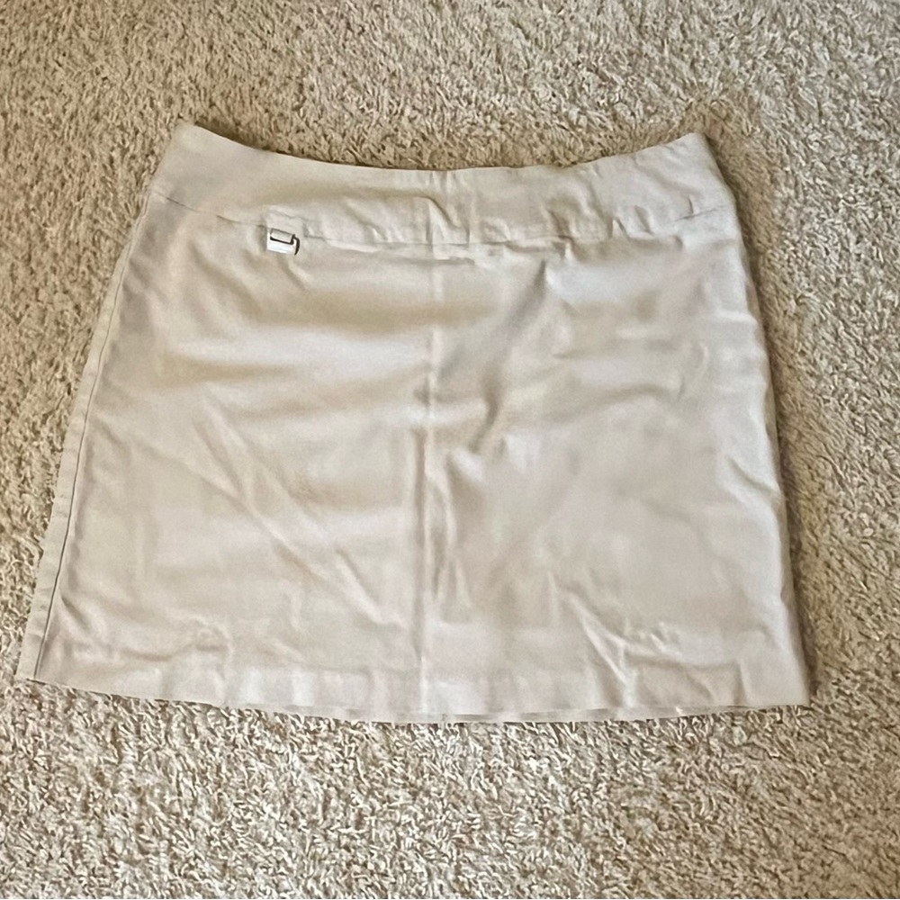 Womens Peck & Peck Cream golf skorts.